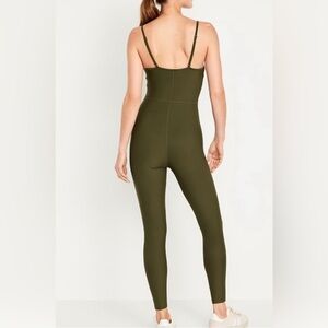 Old Navy PowerSoft 7/8 Cami Bodysuit NEW
L Petite | CONIFER (dark olive sage)